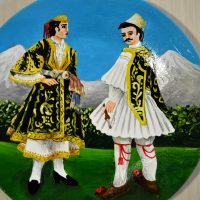 Pjatë dekorative veshje Gjirokaster - Figura 3