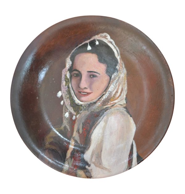 Pjatë dekorative (veshje e zonës së Veriut)