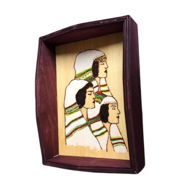 Wooden tray (traditional Albanian clothing)